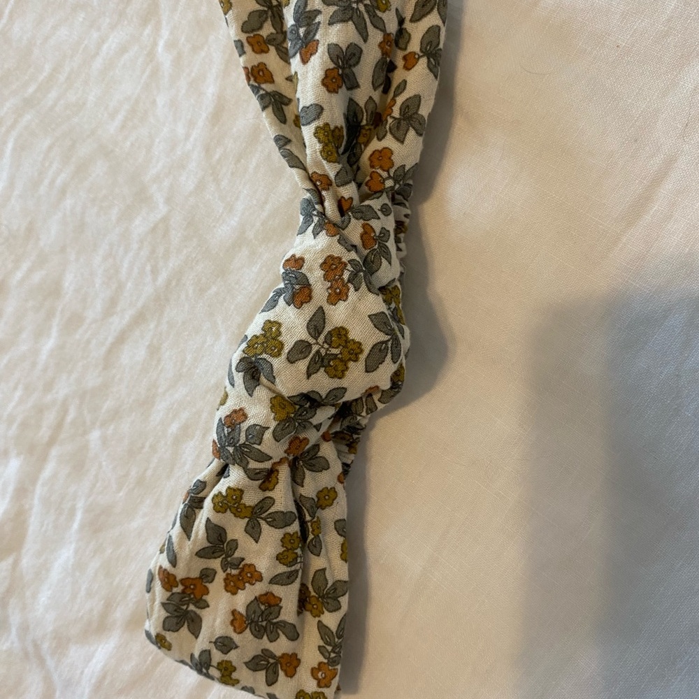 Rylee + Cru Floral Knot Headband